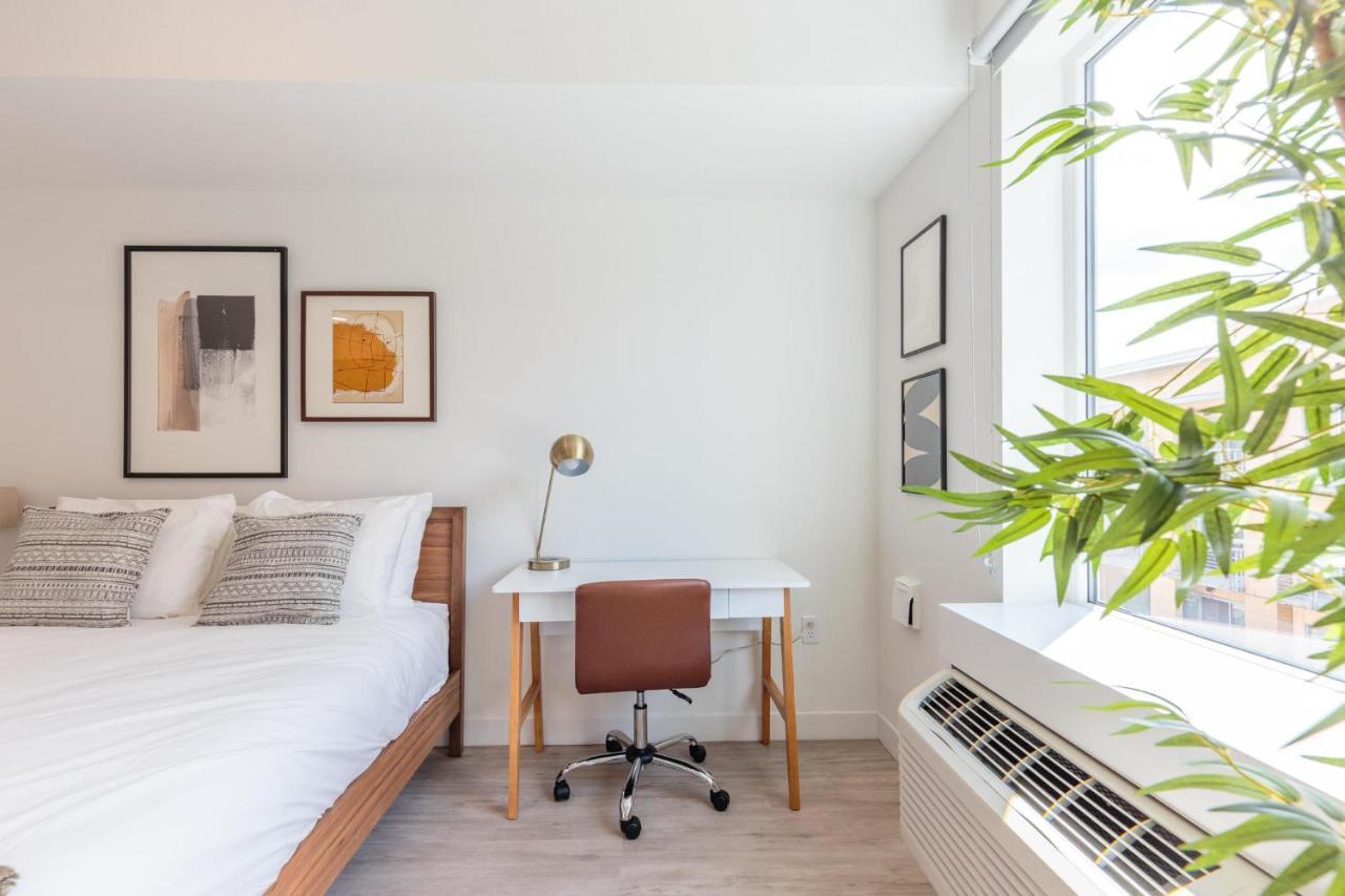 Studio Apartment In Vancouver Exterior photo